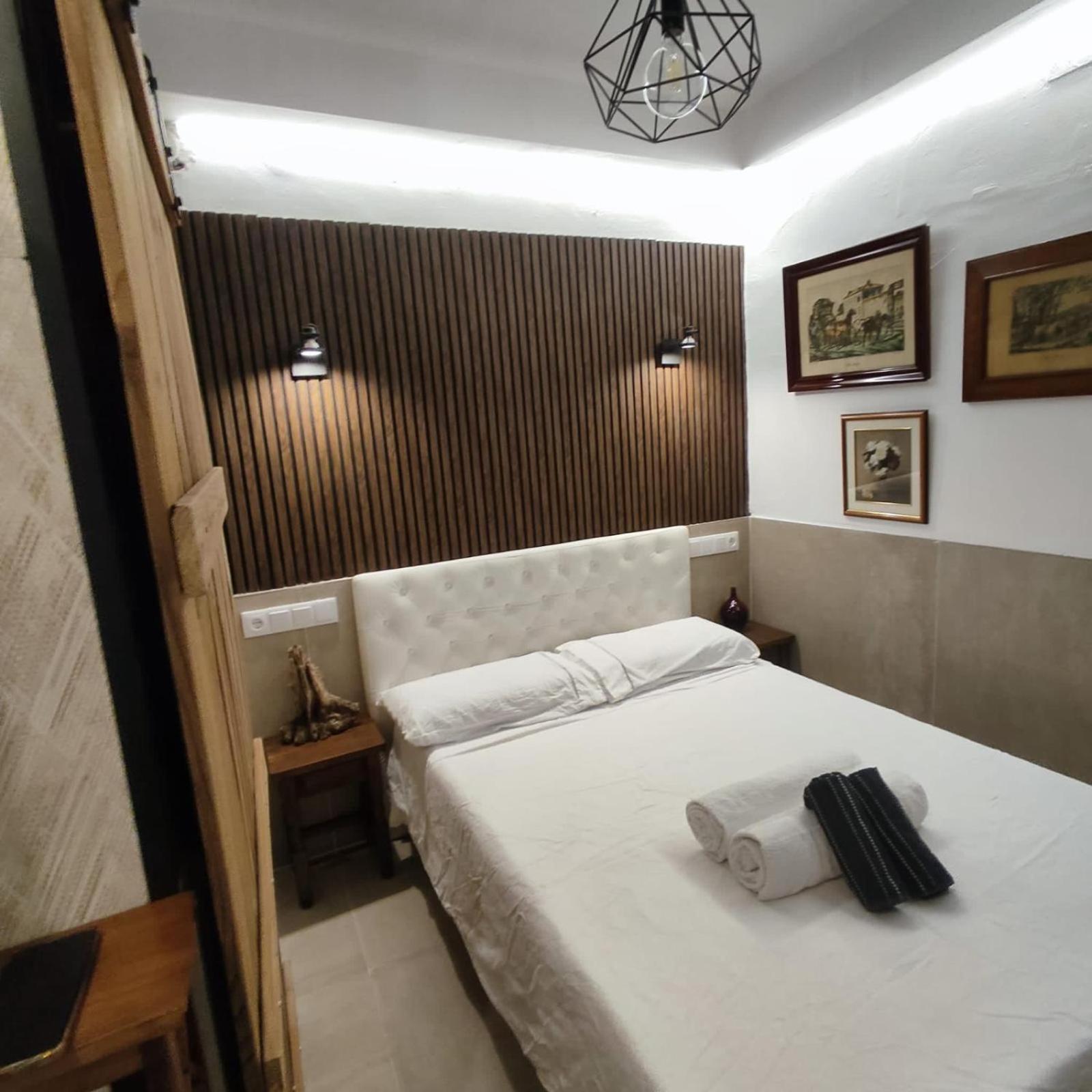 Private Rooms Barcelone Extérieur photo