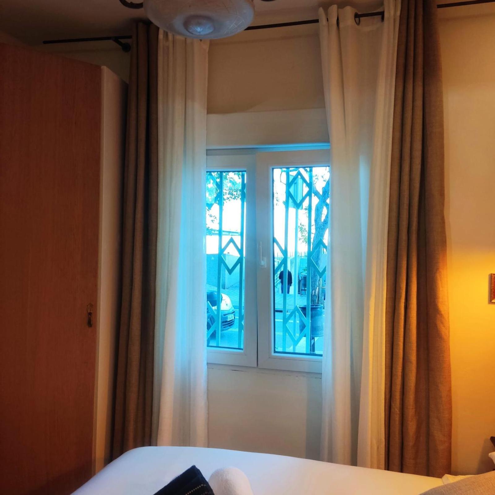 Private Rooms Barcelone Extérieur photo