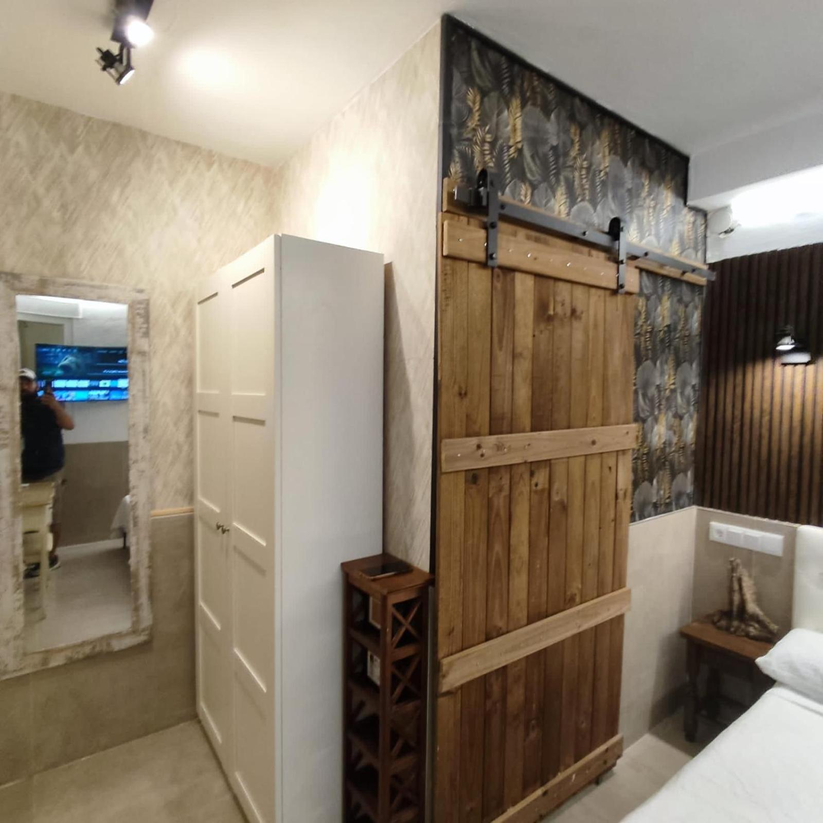 Private Rooms Barcelone Extérieur photo