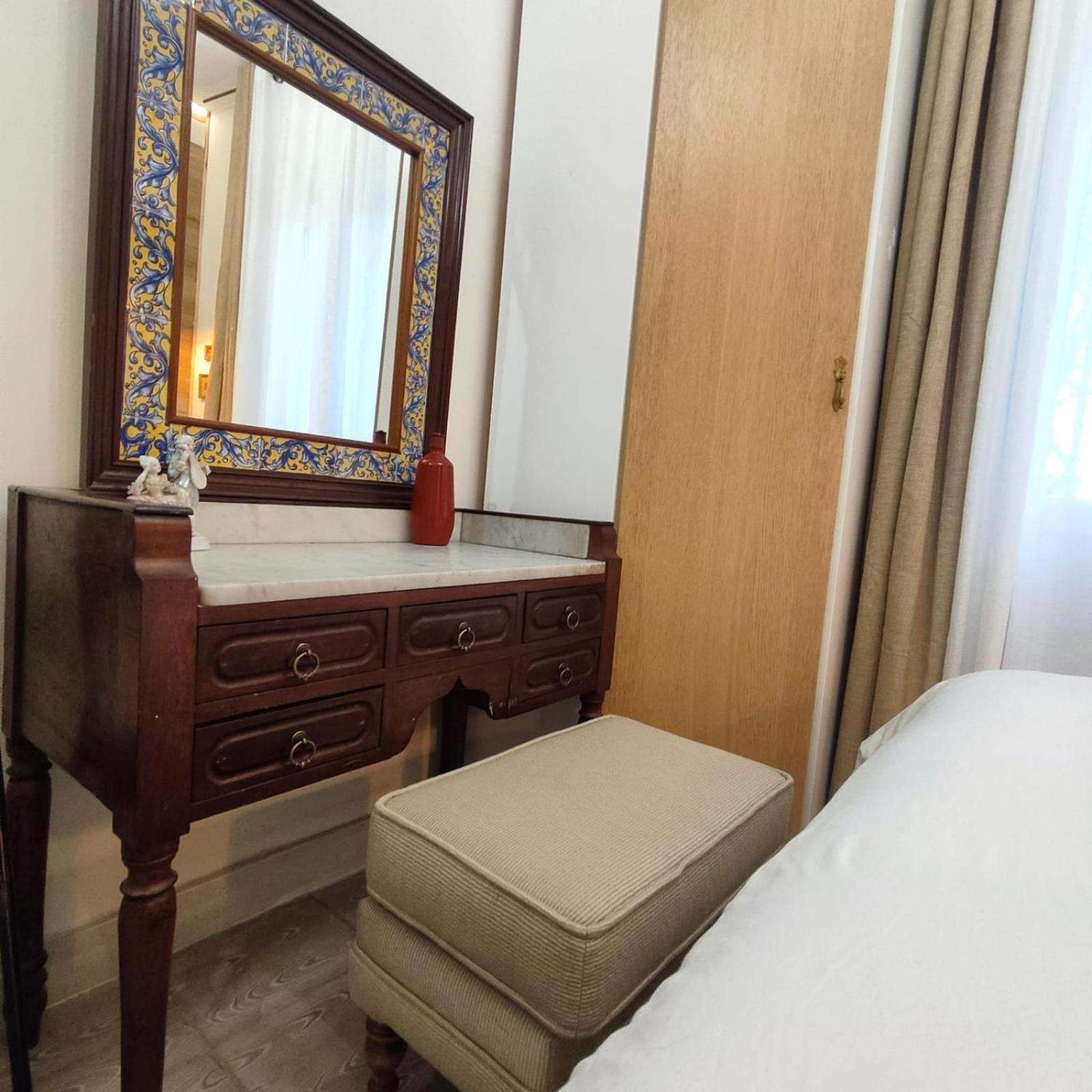 Private Rooms Barcelone Extérieur photo